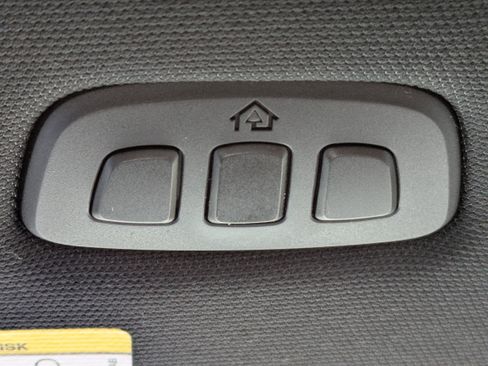 Used 2019 Lincoln Navigator Reserve image 34