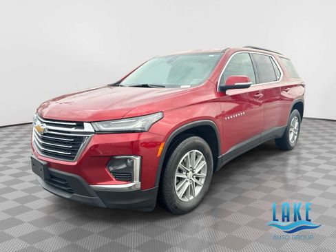 Certified 2023 Chevrolet Traverse LT w/ LPO, Floor Liner Package image 1