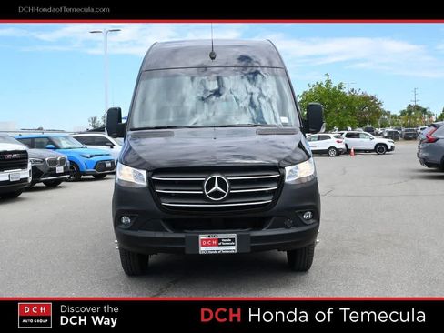 Used 2020 Mercedes-Benz Sprinter 3500 w/ Windows All Around Package image 2