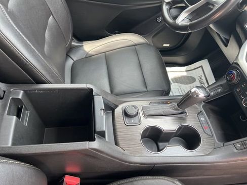 Used 2019 GMC Acadia SLT FWD image 29