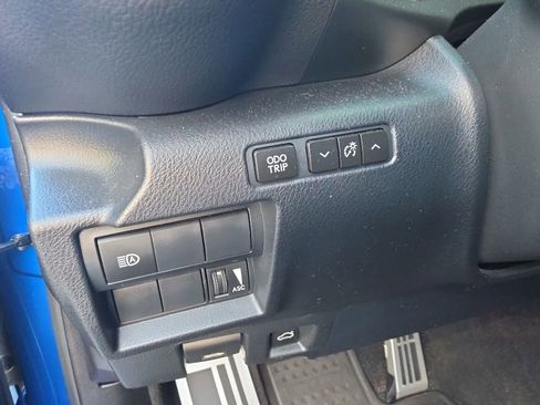 Used 2025 Lexus IS 350 F Sport w/ Accessory Package RWD image 17