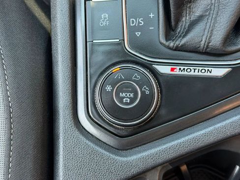 Used 2018 Volkswagen Tiguan S AWD/4WD image 29