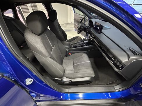 Used 2023 Honda Accord Sport image 40