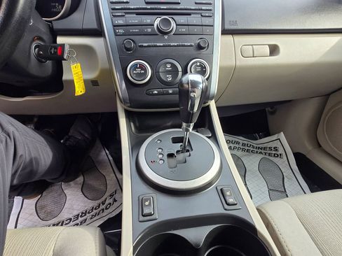 Used 2011 MAZDA CX-7 i Sport w/ Convenience Pkg image 9