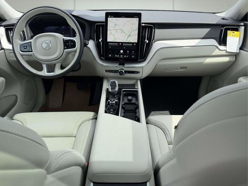 New 2026 Volvo XC60 B5 Ultra w/ Climate Package AWD/4WD image 2