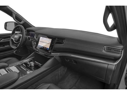 Used 2024 Jeep Wagoneer Series II AWD/4WD image 39