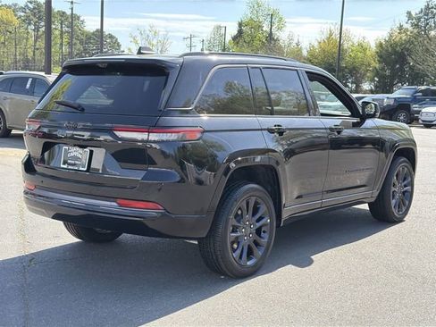 New 2026 Jeep Grand Cherokee Limited Reserve image 11