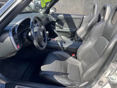 Used 2003 Honda S2000 image 10
