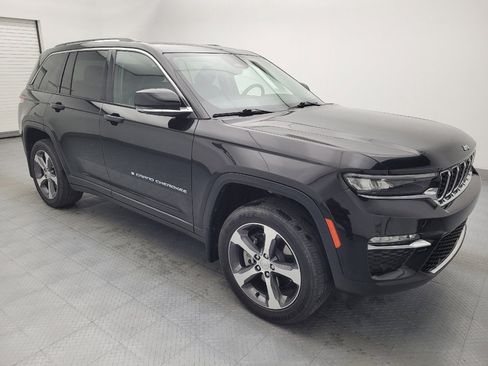 Used 2022 Jeep Grand Cherokee Limited 4xe w/ Luxury Tech Group II image 11