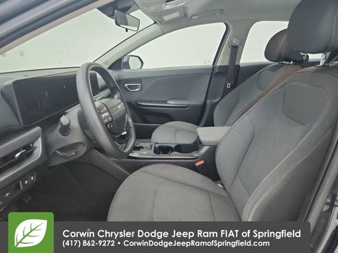Used 2025 Kia K4 FWD image 19