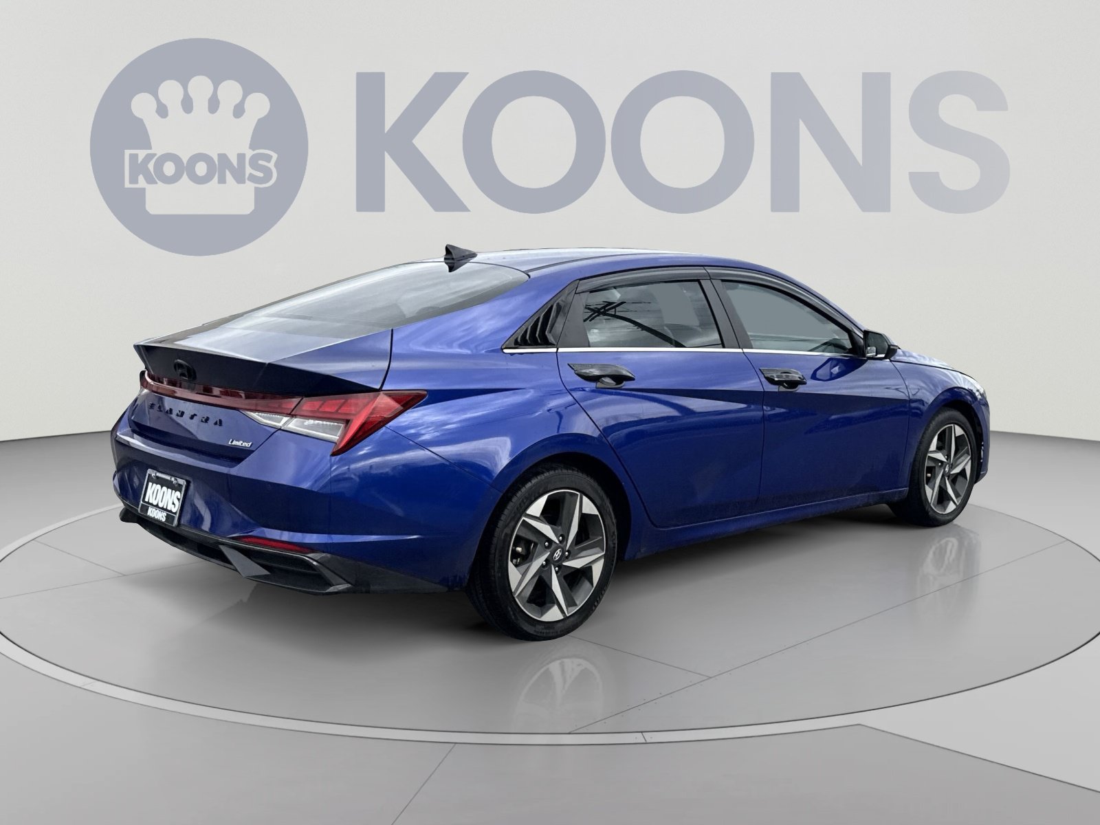 Used 2023 Hyundai Elantra Limited FWD image 7
