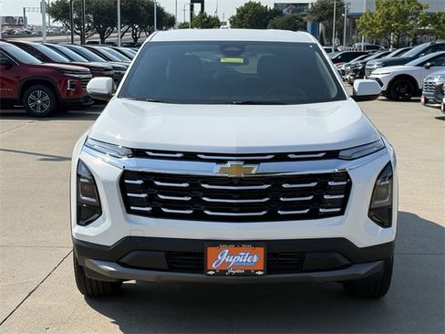 New 2026 Chevrolet Equinox LT w/ Convenience Package II image 7