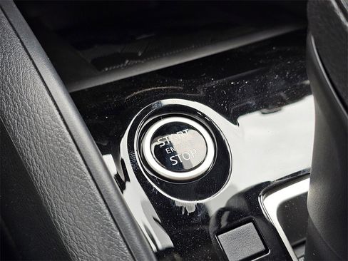 New 2025 Nissan Versa SV w/ Trunk Package image 11