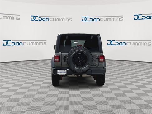 Used 2021 Jeep Wrangler Unlimited Sport image 7