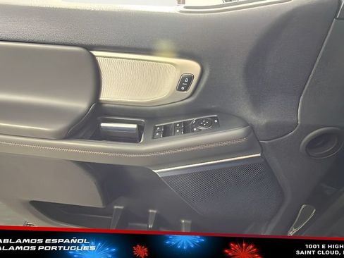 Used 2025 Ford Expedition Max Active AWD/4WD image 26