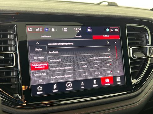Used 2021 Dodge Durango R/T w/ Technology Group AWD/4WD image 37