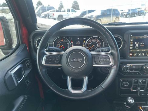 Certified 2020 Jeep Gladiator Overland image 11