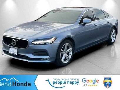 Used 2018 Volvo S90 T5 Momentum