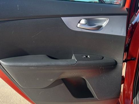 Used 2023 Kia Forte LXS w/ LXS Technology Package image 13