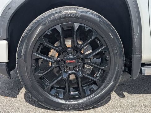 Used 2023 GMC Sierra 1500 Denali w/ Denali Reserve Package AWD/4WD image 10