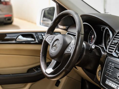 Used 2018 Mercedes-Benz GLE 350 w/ Premium 1 Package image 13