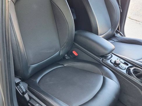 Used 2017 MINI Cooper Clubman FWD image 57