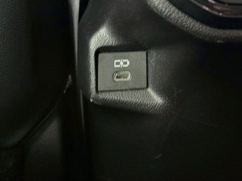 Certified 2025 Toyota Grand Highlander FWD image 37