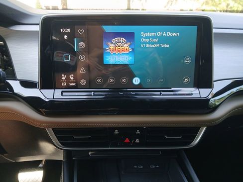 New 2026 Volkswagen Atlas Cross Sport SE AWD/4WD image 18