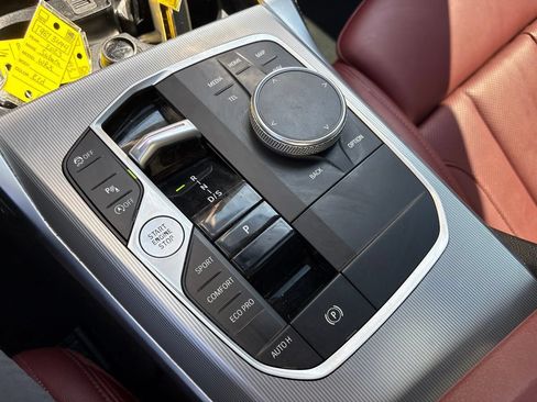 Used 2024 BMW 430i Coupe w/ M Sport Package RWD image 17