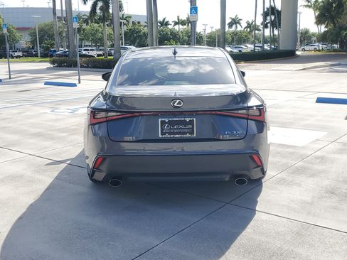 Used 2025 Lexus IS 300 w/ Comfort Package RWD image 9
