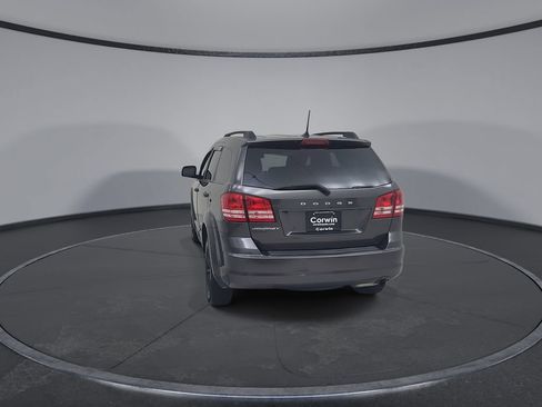 Used 2020 Dodge Journey SE w/ SE Popular Equipment Group FWD image 14