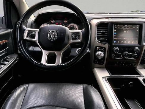 Used 2015 RAM 1500 Laramie w/ Convenience Group AWD/4WD image 10