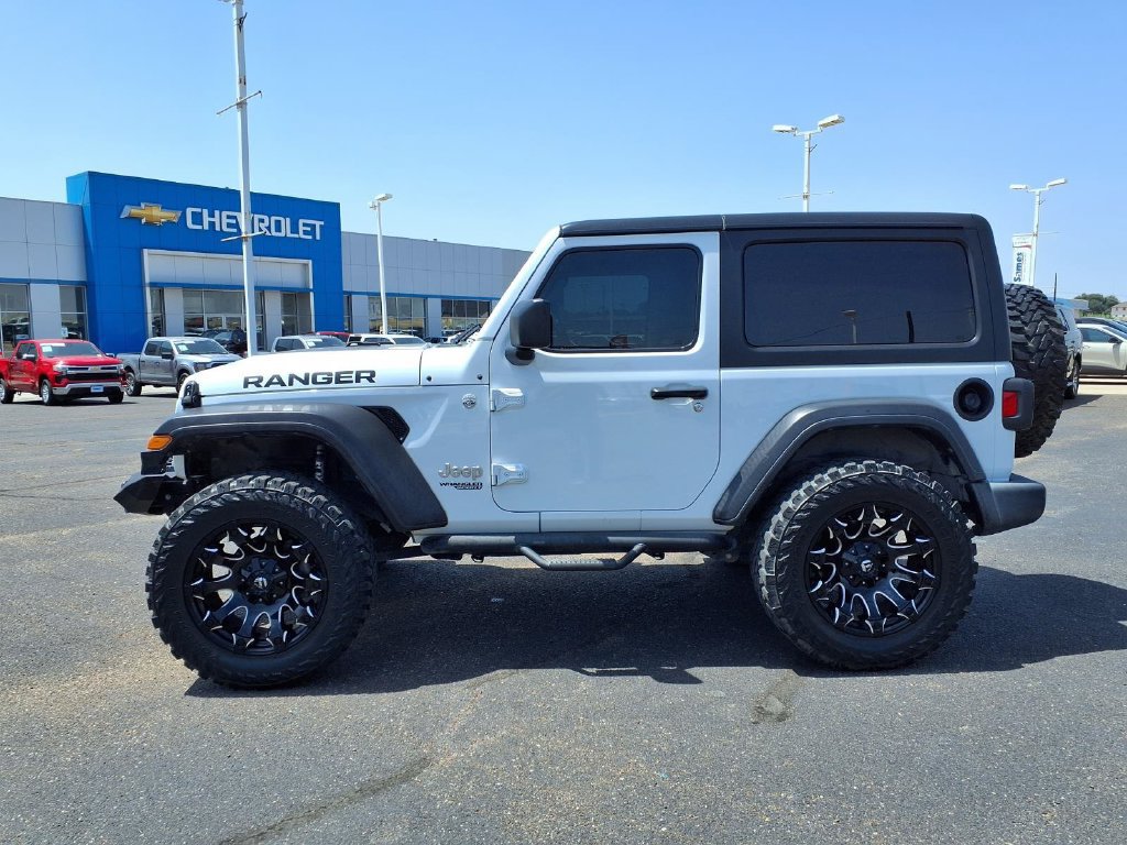 Used 2021 Jeep Wrangler Sport AWD/4WD image 5