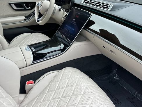 Certified 2022 Mercedes-Benz S 580 4MATIC Sedan image 33