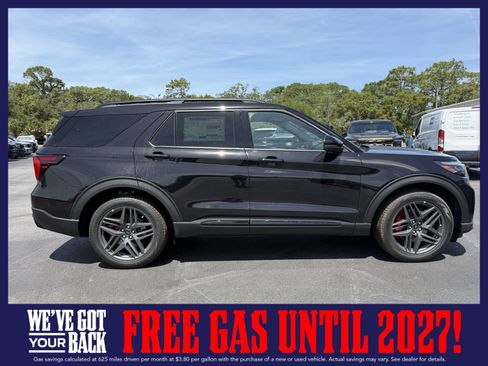 New 2026 Ford Explorer ST RWD image 3