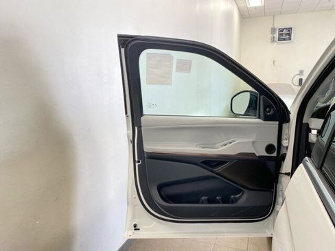 New 2026 Lincoln Navigator L Black Label image 49