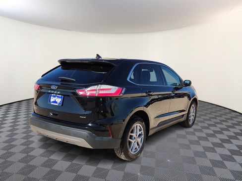 Used 2023 Ford Edge SEL image 4