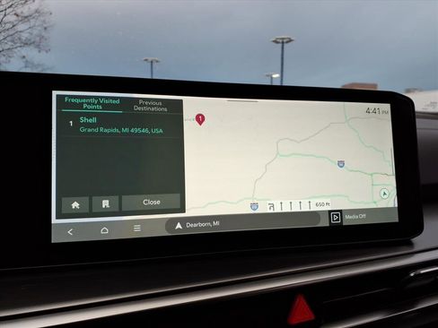 Used 2025 Kia Sorento S w/ Panoramic Sunroof Package image 23