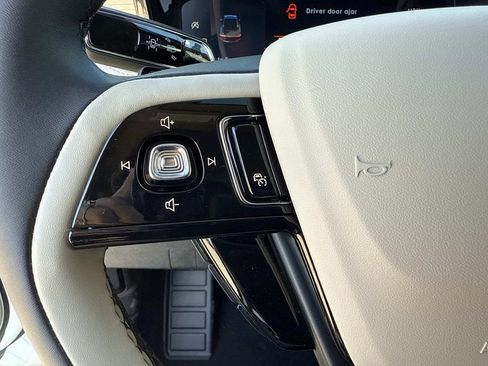 New 2026 Lincoln Corsair Premiere image 30