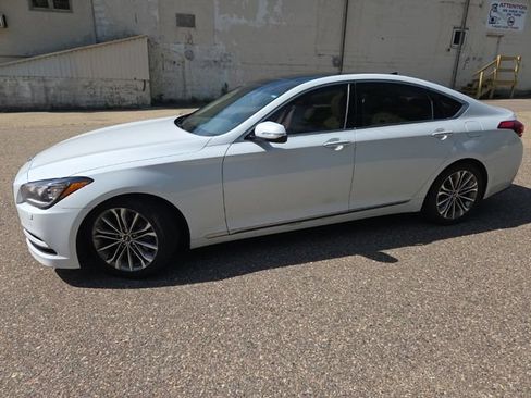 Used 2015 Hyundai Genesis 3.8 w/ Option Group 03 AWD/4WD image 5