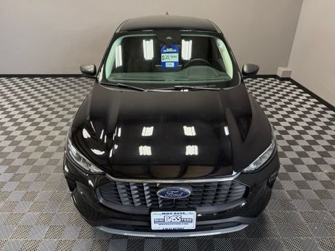Used 2023 Ford Escape Active w/ Tech Pack #1 AWD/4WD image 5