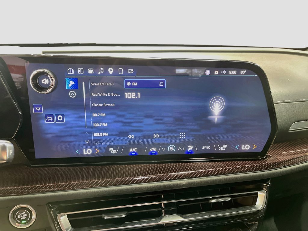 Used 2025 Chevrolet Traverse Z71 AWD/4WD image 15