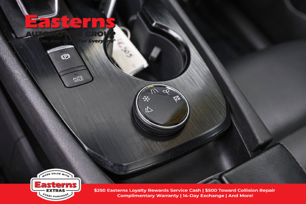 Used 2023 Nissan Rogue SV w/ SV Premium Package AWD/4WD image 23