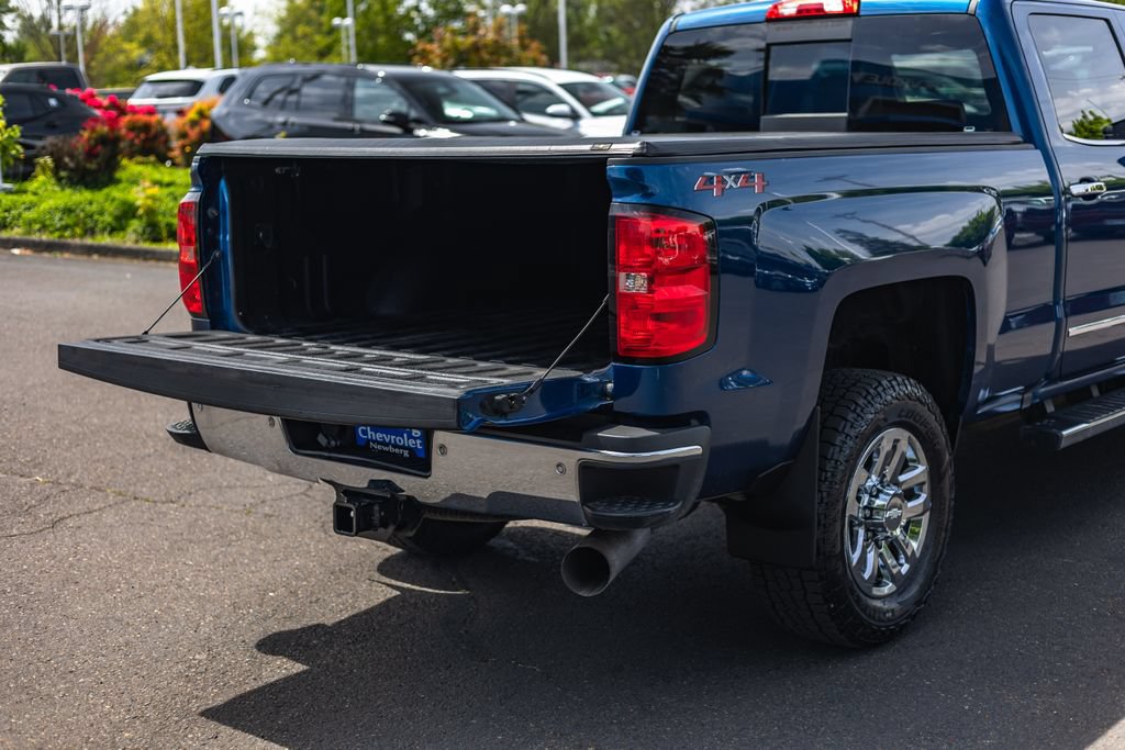 Used 2019 Chevrolet Silverado 2500 LTZ w/ Duramax Plus Package AWD/4WD image 8