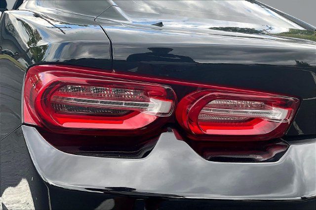 Used 2021 Chevrolet Camaro LT RWD image 21