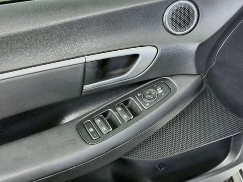Used 2025 Hyundai Sonata SEL FWD image 15