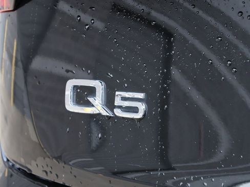 Used 2022 Audi Q5 2.0T Premium w/ Convenience Package image 8