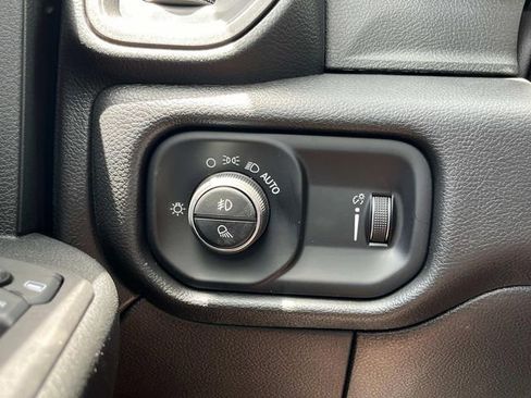 New 2025 RAM 3500 Tradesman image 17