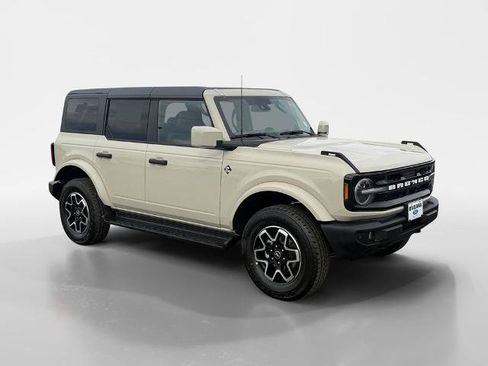 New 2026 Ford Bronco Outer Banks AWD/4WD image 32