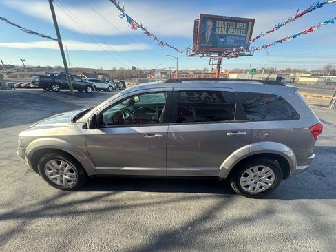 Used 2015 Dodge Journey SE w/ Quick Order Package 22F SE image 2